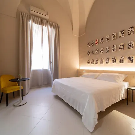 ベッド・アンド・ブレックファスト Palazzo Vergine - By Inside Salento ガリポリ