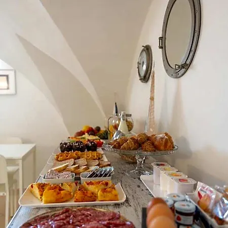 Bed & Breakfast Palazzo Vergine - By Inside Salento