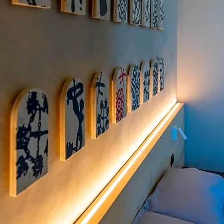 Palazzo Vergine - By Inside Salento Bed & Breakfast 3*