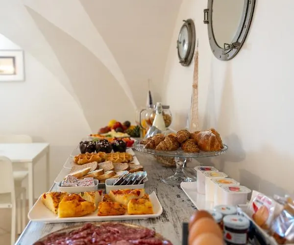 Palazzo Vergine - By Inside Salento 3*