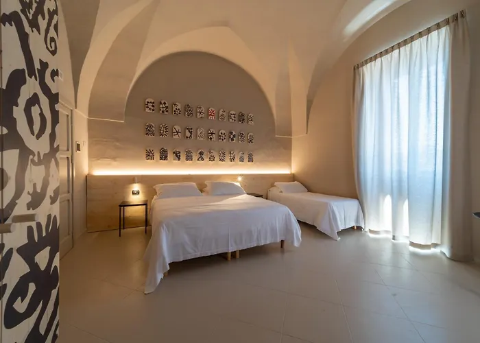 Palazzo Vergine - By Inside Salento Отель типа 