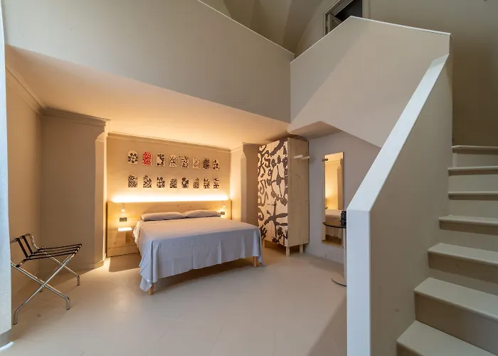 Palazzo Vergine - By Inside Salento 3* Галліполі